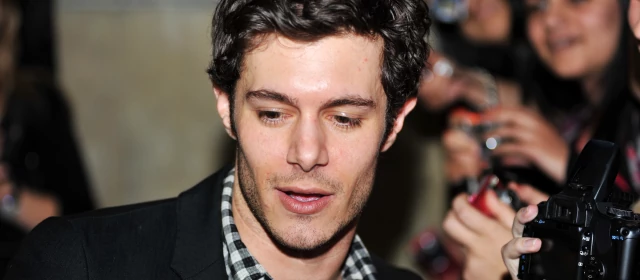Adam Brody: Gwiazda Strzelec - Biografia, Filmy i Kariera