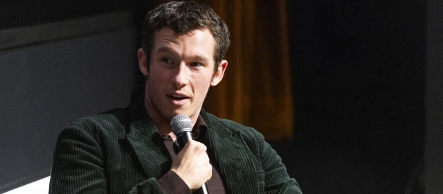 Callum Turner: Wpływ wody na gwiazdorstwo